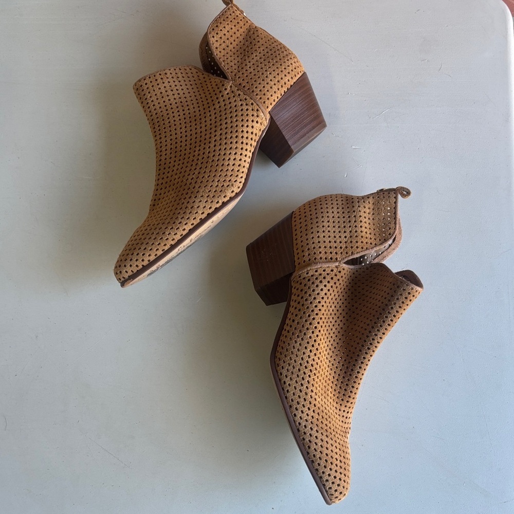 Sam Edelman Tan Perforated Ankle Booties - Picture 2 of 4